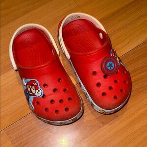 Super Mario Crocs